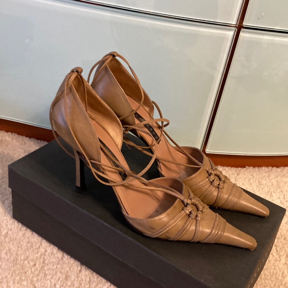 Pura Lopez shoes